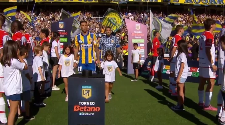 El contundente mensaje de Juan Sebastián Verón tras el pasillo de espaldas de Estudiantes a Central El contundente mensaje de Juan Sebastián Verón tras el pasillo de espaldas de Estudiantes a Central