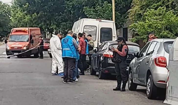 Macabro hallazgo: encontraron muertas a una madre y su hija en su casa e investigan un homicidio Macabro hallazgo: encontraron muertas a una madre y su hija en su casa e investigan un homicidio