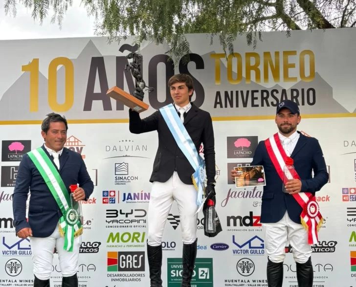 Destacada cosecha de la delegación sanjuanina en el Torneo de Saltos Hípicos de Mendoza Destacada cosecha de la delegación sanjuanina en el Torneo de Saltos Hípicos de Mendoza