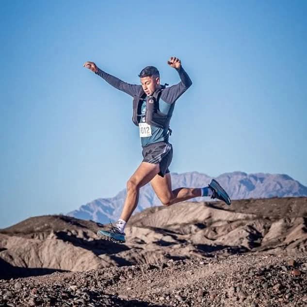 Lucas Vargas: de la bandeja y el bar a ser una tremenda fiera en las dunas Lucas Vargas: de la bandeja y el bar a ser una tremenda fiera en las dunas