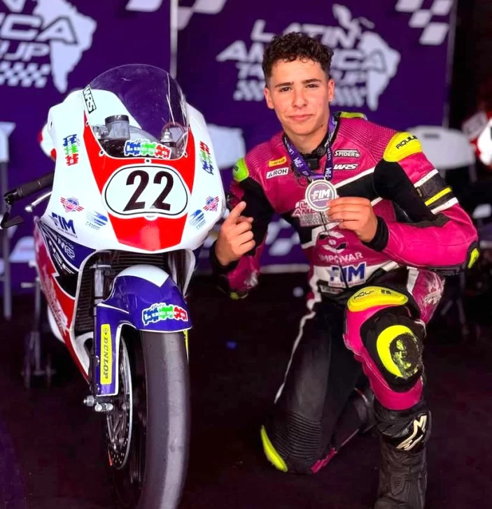 Facundo Mora fue profeta en su tierra: es el campeón de la Moto4 Latin Cup Facundo Mora fue profeta en su tierra: es el campeón de la Moto4 Latin Cup