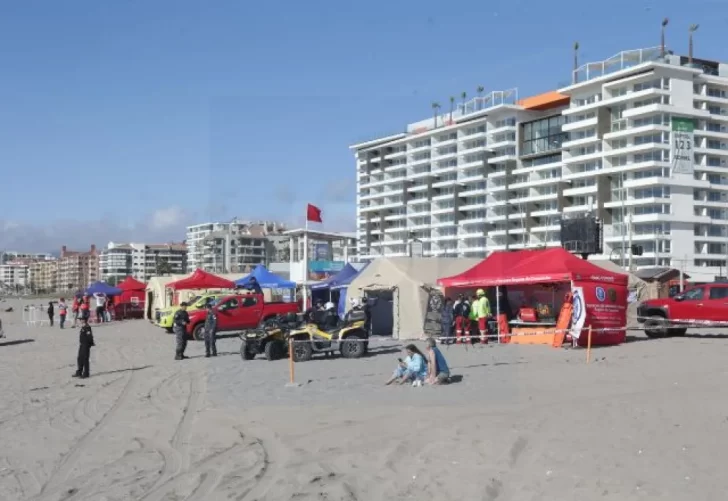 Intensifican el rastrillaje para dar con el adolescente sanjuanino desaparecido en el mar de La Serena Intensifican el rastrillaje para dar con el adolescente sanjuanino desaparecido en el mar de La Serena