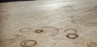 Daño en El Leoncito: Patrimonio apunta a la concientización ante la dificultad de controlar una zona tan alejada Daño en El Leoncito: Patrimonio apunta a la concientización ante la dificultad de controlar una zona tan alejada