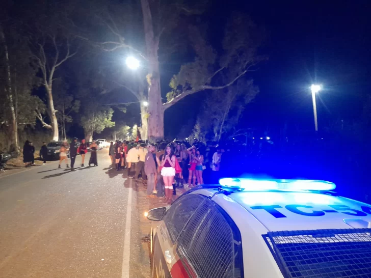 Clausuraron una fiesta clandestina en Pocito en la que había varios menores de edad Clausuraron una fiesta clandestina en Pocito en la que había varios menores de edad