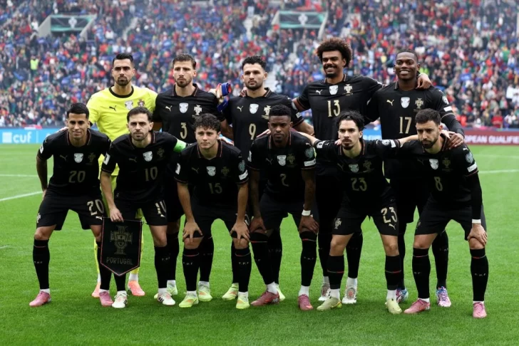 Portugal, sin Cristiano Ronaldo en cancha, goleó y se metió en el Mundial 2026 Portugal, sin Cristiano Ronaldo en cancha, goleó y se metió en el Mundial 2026