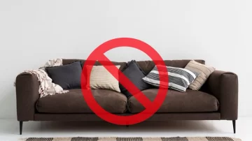 El sofá tradicional con almohadones no va más: la tendencia de decoración que revoluciona los livings modernos El sofá tradicional con almohadones no va más: la tendencia de decoración que revoluciona los livings modernos