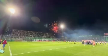 [VIDEOS] El impresionante recibimiento de los hinchas de San Martín con un Hilario Sánchez colmado