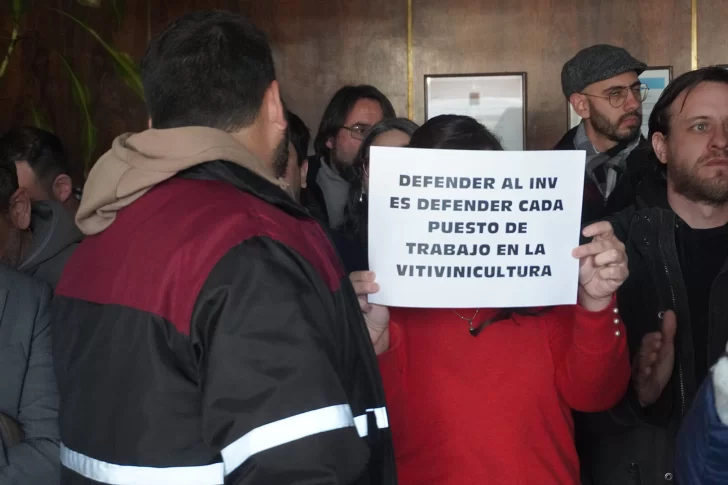 Trabajadores del INV rechazan la desregulación: hablan de un riesgo operativo, comercial y reputacional