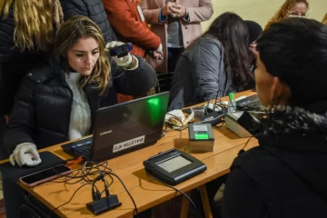 La delegación del Registro Civil de Albardón suspenderá la atención y recomiendan a los vecinos asistir a la sucursal en Angaco La delegación del Registro Civil de Albardón suspenderá la atención y recomiendan a los vecinos asistir a la sucursal en Angaco