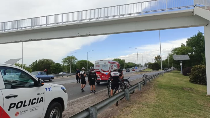 Contuvieron a una joven que intentó arrojarse de un puente de la Avenida Circunvalación
