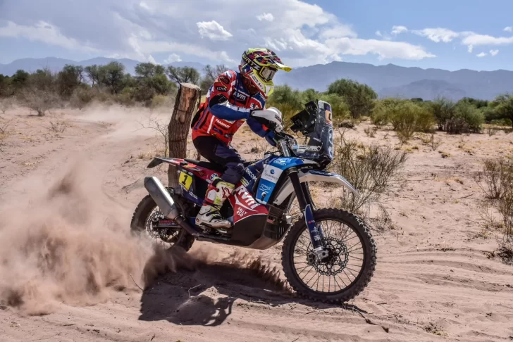 sara1-728x486 sara1-728x486