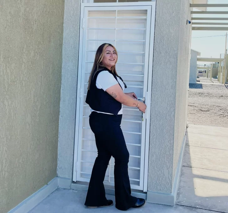 La historia de la mujer trans que tiene revancha tras criarse fabricando ladrillos, dejar la escuela por burlas y perder a su madre La historia de la mujer trans que tiene revancha tras criarse fabricando ladrillos, dejar la escuela por burlas y perder a su madre