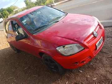 El conductor que persiguió y mató a un motociclista en San Martín pasará cuatro meses en el Penal de Chimbas El conductor que persiguió y mató a un motociclista en San Martín pasará cuatro meses en el Penal de Chimbas