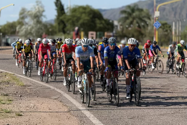 El sanjuanino Rodrigo Díaz está al frente de la clásica Doble Chepes