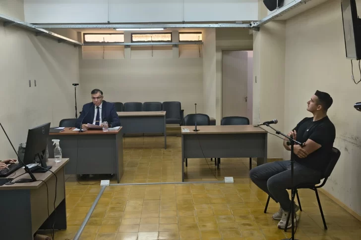 Un policía condenado por golpear a un conductor ebrio en Angaco pidió ser absuelto