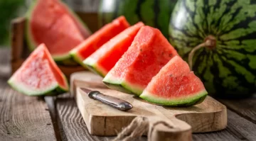 Calor extremo: estos son los 7 alimentos que mejor hidratación aportan Calor extremo: estos son los 7 alimentos que mejor hidratación aportan