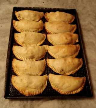 Ni harina ni horno: el secreto para hacer empanadas de carne sin TACC y en 20 minutos