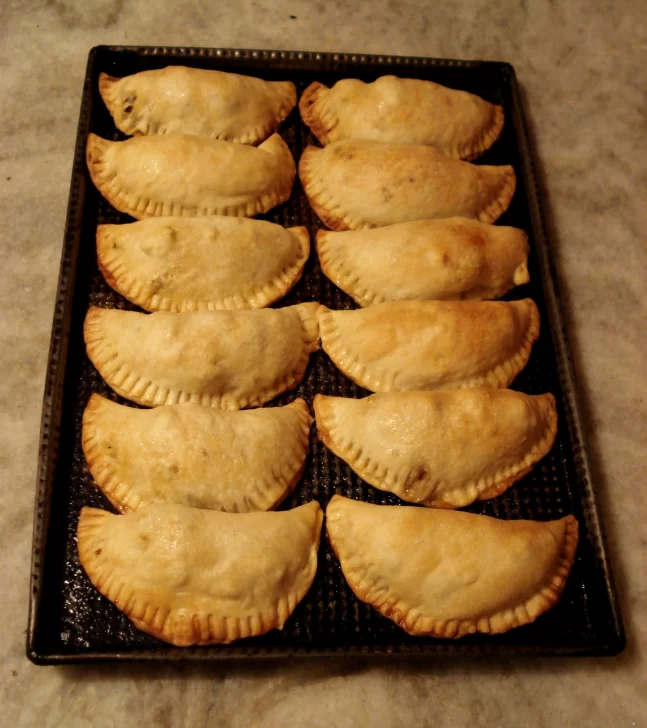Ni harina ni horno: el secreto para hacer empanadas de carne sin TACC y en 20 minutos Ni harina ni horno: el secreto para hacer empanadas de carne sin TACC y en 20 minutos