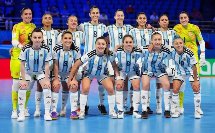 Mundial de Futsal Femenino: la Selección argentina goleó a Colombia y avanzó a semifinales Mundial de Futsal Femenino: la Selección argentina goleó a Colombia y avanzó a semifinales