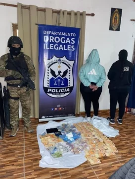 La “Super Gridito” pasará 12 años en el Penal, le incautaron medio kilo de cocaína y ¿utilizaba a su hija menor para la venta? La “Super Gridito” pasará 12 años en el Penal, le incautaron medio kilo de cocaína y ¿utilizaba a su hija menor para la venta?