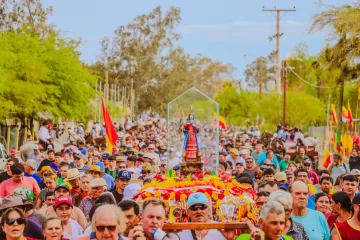 Unos 2.000 fieles y promesantes celebraron a Santa Bárbara de Mogna