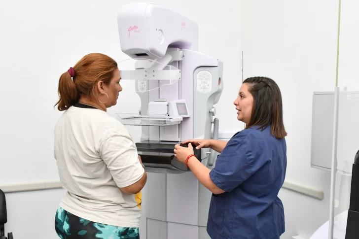 WhatsApp-Image-2025-12-13-at-13.25.27-728x485 noche de las mamografias1