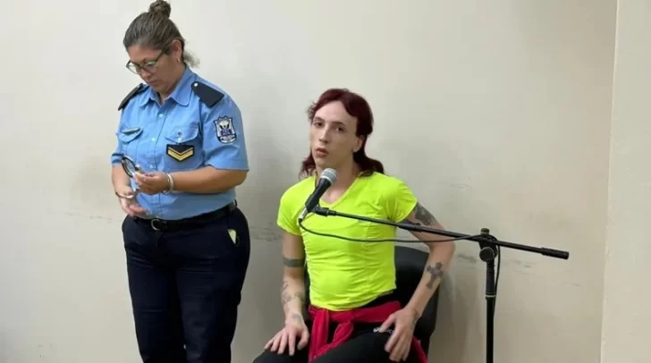 Tres años de prisión sin cárcel a una mujer trans por grooming y extorsión a un menor Tres años de prisión sin cárcel a una mujer trans por grooming y extorsión a un menor