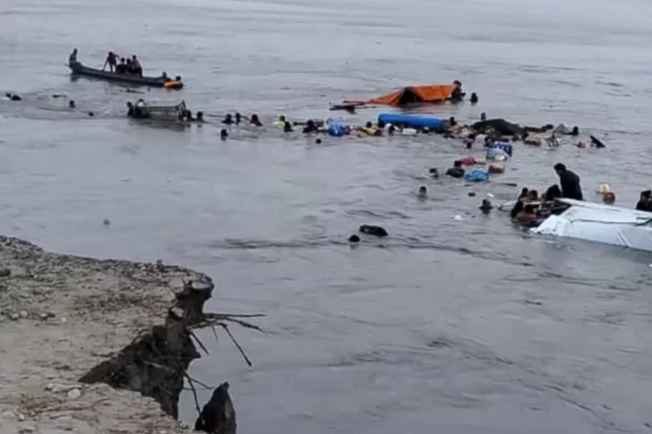 Perú: un alud arrasó dos embarcaciones y dejó al menos 12 muertos