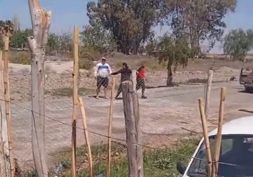 El calvario de una familia que vive amenazada por otra en Angaco: “En la comisaría ya no nos quieren recibir las denuncias”