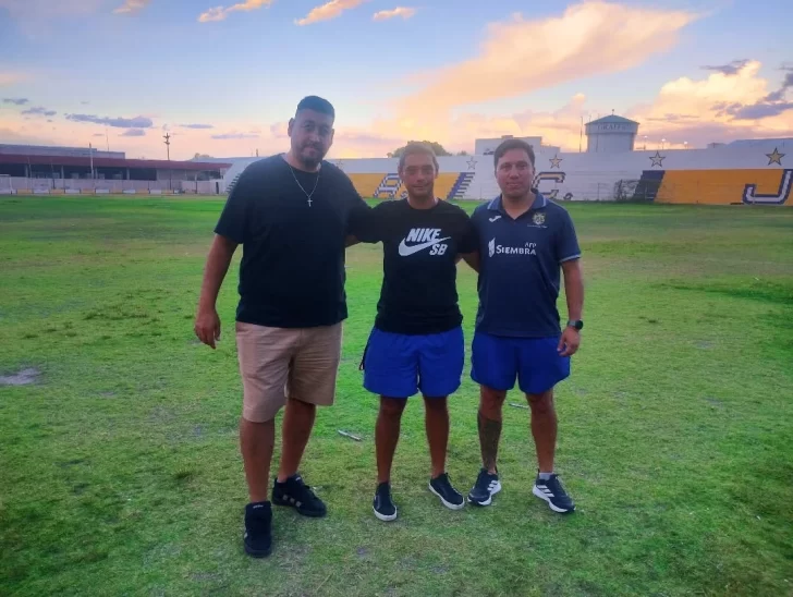 c0lhyayha-728x548 c0lhyayha-728x548