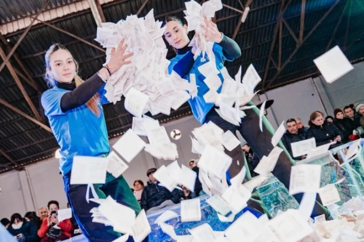 Con una inversión de casi $47 millones en premios, se viene el último sorteo del año entre los cupones de quiniela no premiados