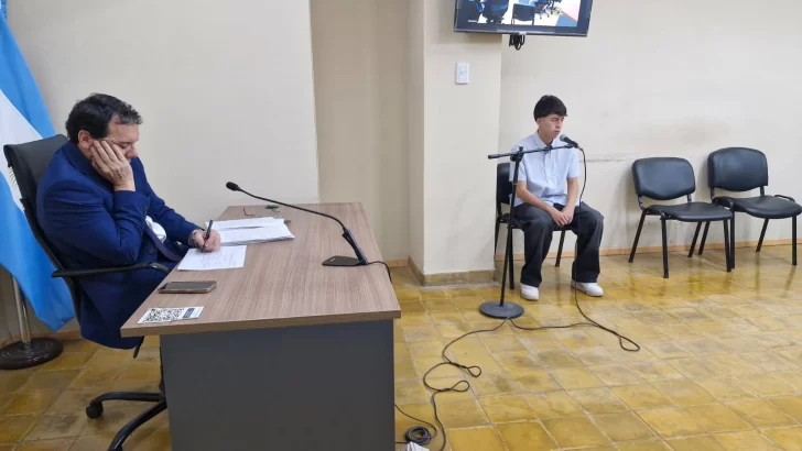 Un futbolista aceptó haber acosado sexualmente a un nena de 13 años y fue condenado sin cárcel Un futbolista aceptó haber acosado sexualmente a un nena de 13 años y fue condenado sin cárcel