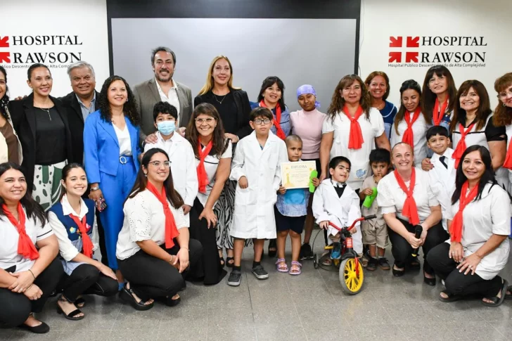 Llegaron las vacaciones: la Escuela Hospitalaria cerró el ciclo lectivo 2025 con un emotivo acto en el Hospital Rawson
