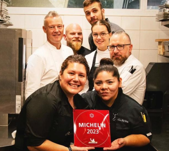 estrella-michelin-roja estrella-michelin-roja