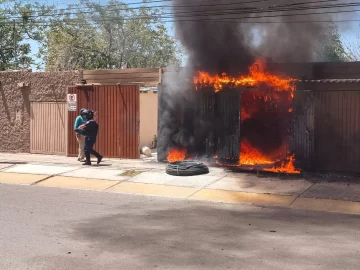 Incendio en un depósito céntrico: una comerciante denunció negligencia del dueño y un episodio de violencia Incendio en un depósito céntrico: una comerciante denunció negligencia del dueño y un episodio de violencia