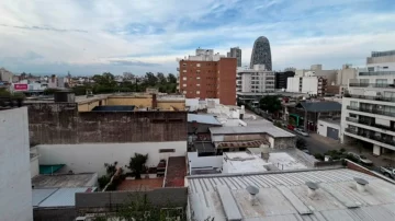 Un hombre violó a una jubilada de 75 años en su casa, le robó y escapó: lo detuvieron dos días después Un hombre violó a una jubilada de 75 años en su casa, le robó y escapó: lo detuvieron dos días después
