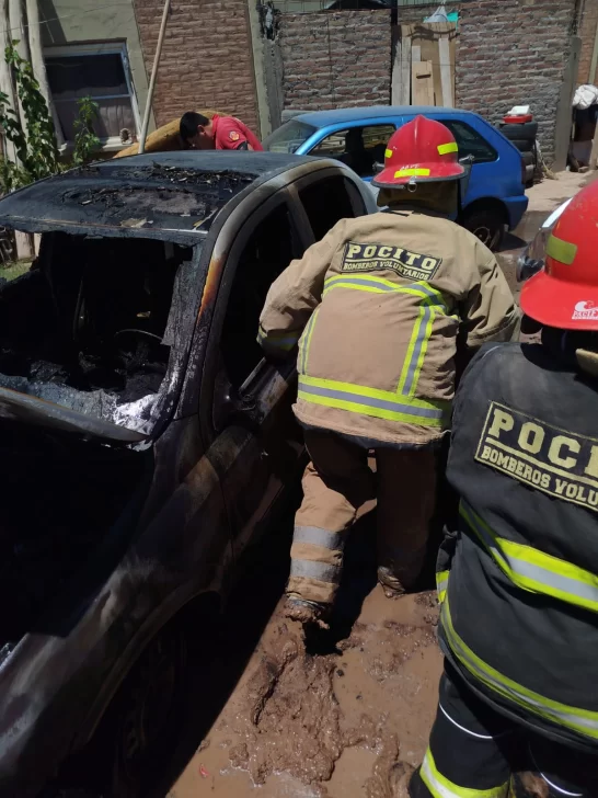 incendio-auto-taller-pocito20253-546x728