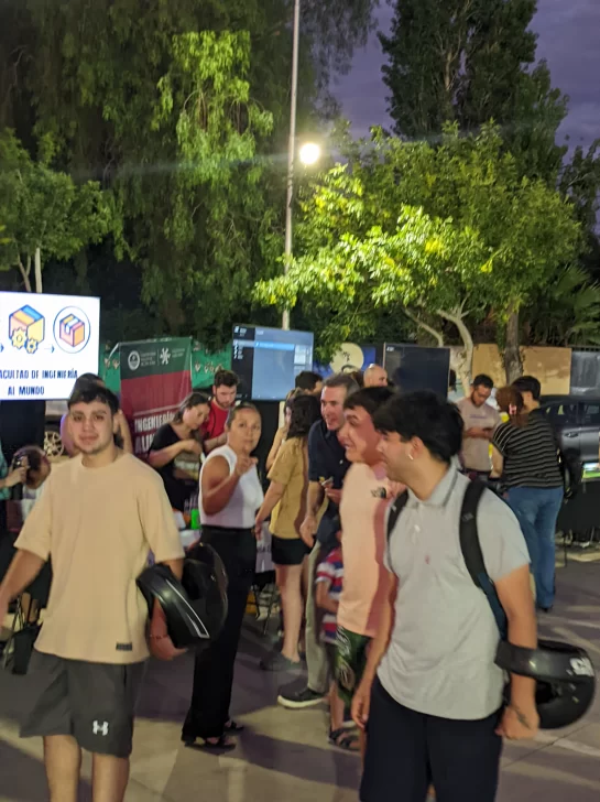 noche-de-las-universidades2025-9-545x728 noche-de-las-universidades2025-9-545x728