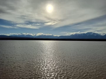 La Pampa del Leoncito quedó inundada por las lluvias y piden a la población no ingresar La Pampa del Leoncito quedó inundada por las lluvias y piden a la población no ingresar