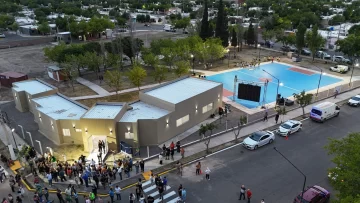 Rivadavia inauguró el Polideportivo del barrio Jardín Policial Rivadavia inauguró el Polideportivo del barrio Jardín Policial