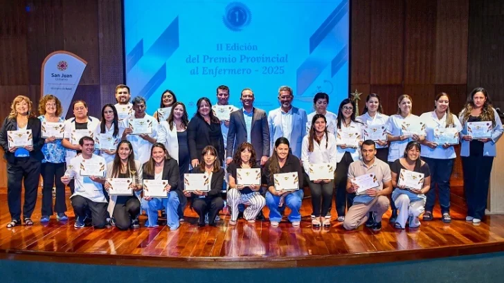 premios-enfermeria-1112025-1-728x409