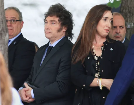 Milei y Villarruel viajaron a Europa en distintas visitas oficiales: quién quedó a cargo de la Presidencia Milei y Villarruel viajaron a Europa en distintas visitas oficiales: quién quedó a cargo de la Presidencia