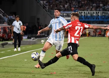 Racing y Estudiantes empatan y van al alargue para definir la final del Torneo Clausura Racing y Estudiantes empatan y van al alargue para definir la final del Torneo Clausura