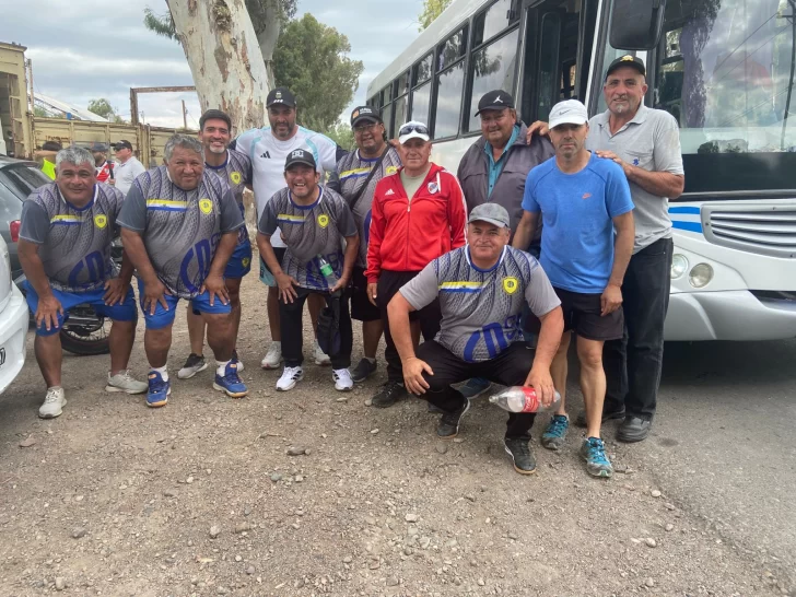 teammm-aangacc-728x546 teammm-aangacc-728x546