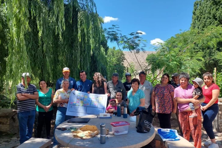 En Iglesia buscan que todos los pueblos se conviertan en un atractivo turístico: ahora capacitaron a vecinos de Colangüil