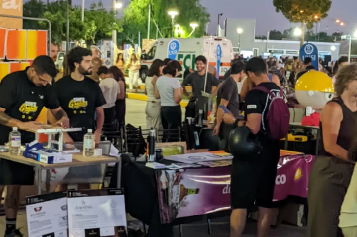 Ciencia, arte y comunidad: la UNSJ mostró su abanico de actividades en la Noche de las Universidades