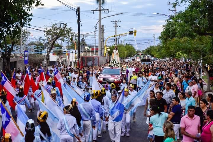 En al menos tres departamentos le rendirán honor a la Virgen del Rosario de Andacollo con misa y procesión En al menos tres departamentos le rendirán honor a la Virgen del Rosario de Andacollo con misa y procesión