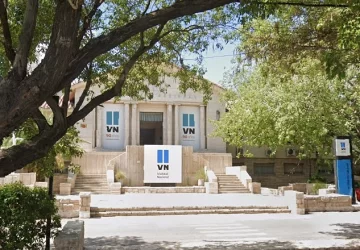 El Sindicato de Viales cruzó a Peluc por el Palacio de Vialidad y negó la disolución del organismo El Sindicato de Viales cruzó a Peluc por el Palacio de Vialidad y negó la disolución del organismo