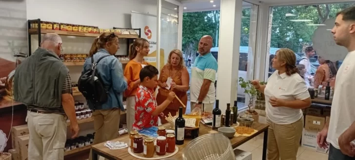 San Juan se promociona al país en la costa argentina y festivales nacionales San Juan se promociona al país en la costa argentina y festivales nacionales