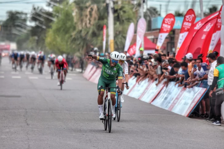 El peruano Hugo Ruiz Calle se quedó con la sexta etapa de la Vuelta y Tomás Contte sigue liderando la General El peruano Hugo Ruiz Calle se quedó con la sexta etapa de la Vuelta y Tomás Contte sigue liderando la General